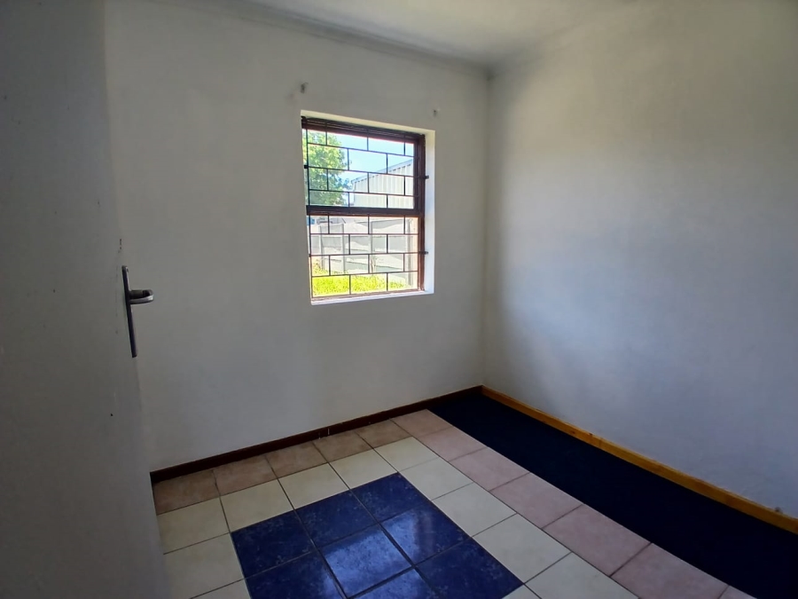 3 Bedroom Property for Sale in Silversands Western Cape